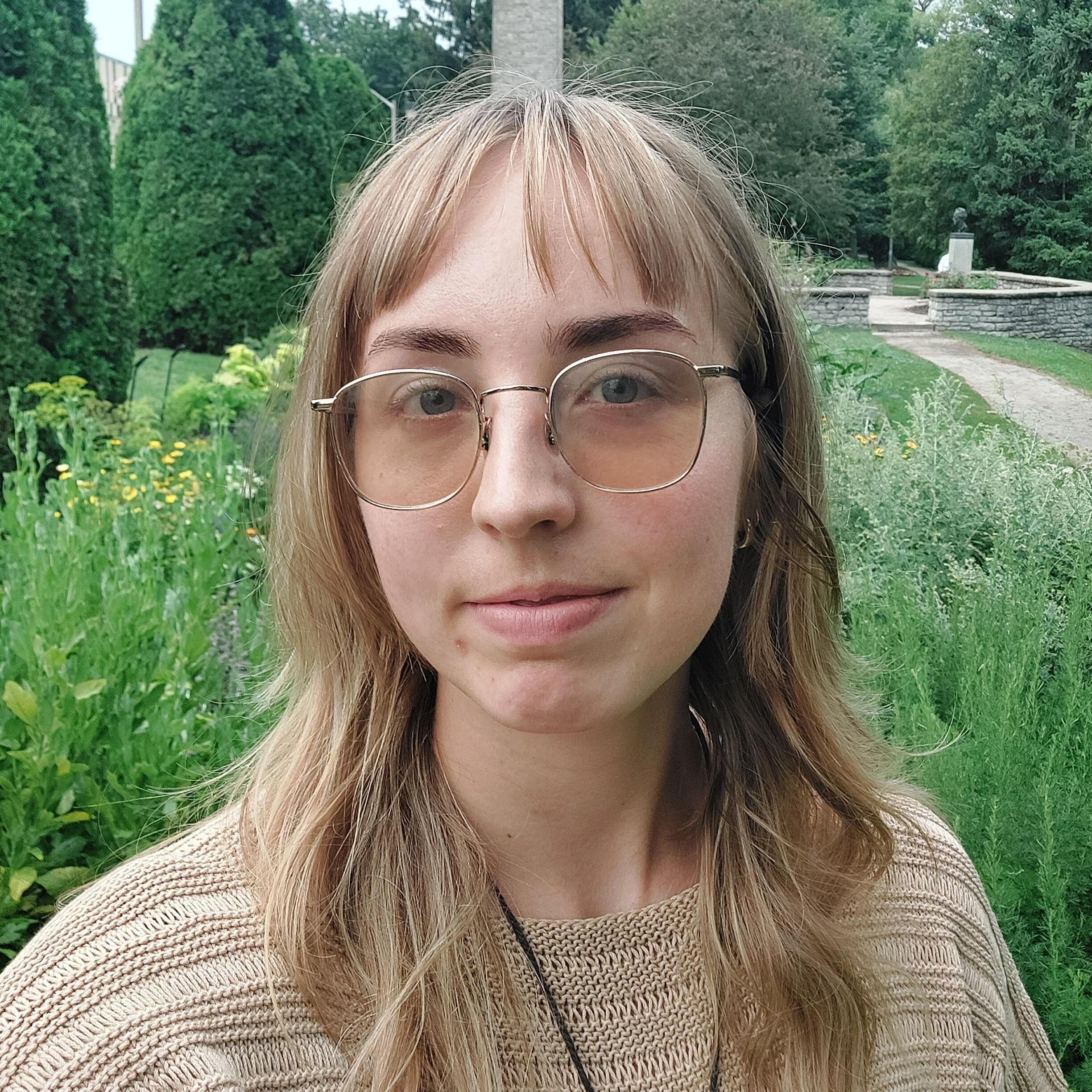 Plant Lover Missing Her Garden, Happy to Help with Yours Waterloo $20/Hour 🌱